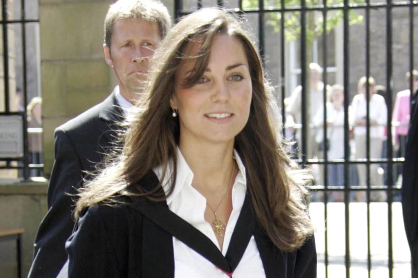 Kate Middleton's Solo Italy Trip Seen as Key Step in Cancer Recovery