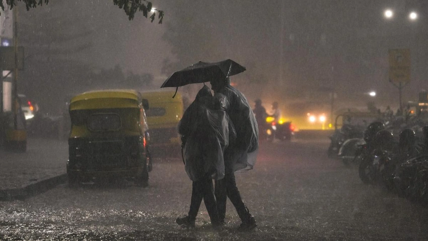 Apocalyptic Dust Storm Turns Bikaner Into Night: Rajasthan Weather Alert