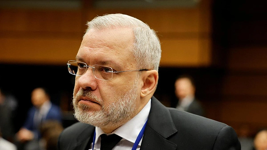 Major corruption scandal hits Zelensky allies as ministers face probe