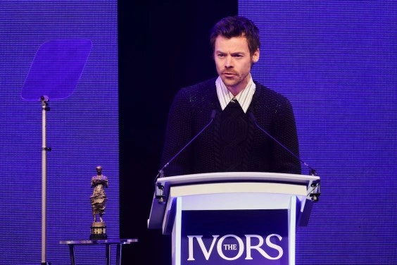 Harry Styles, Radiohead, and the Masterclass in Celebrity Oversharing