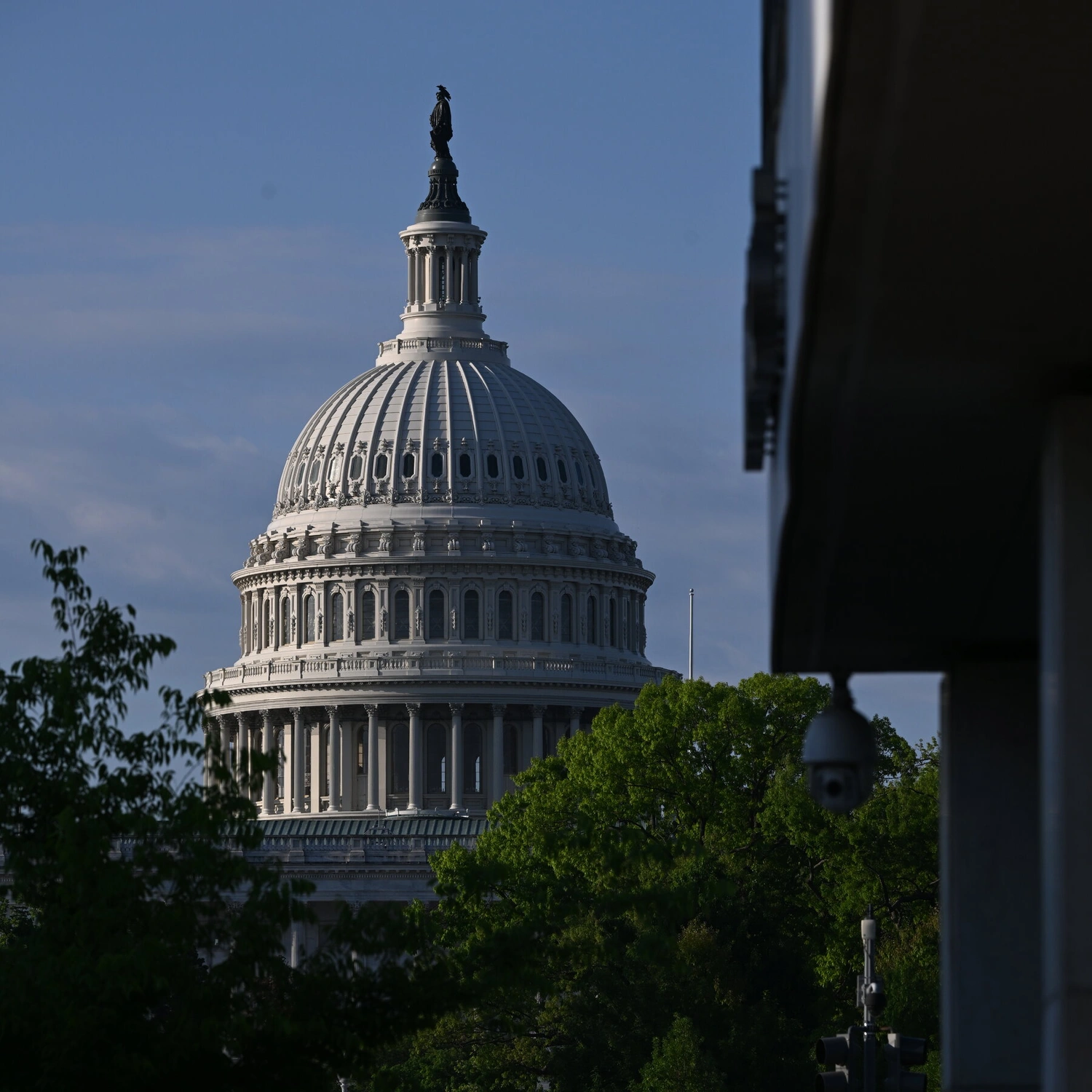 US House Ends 76-Day DHS Shutdown with Senate-Backed Funding Bill