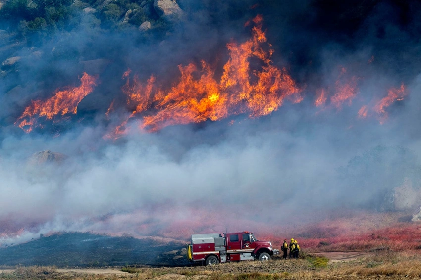 Springs Fire Mostly Contained as Evacuations Lift Near Moreno Valley