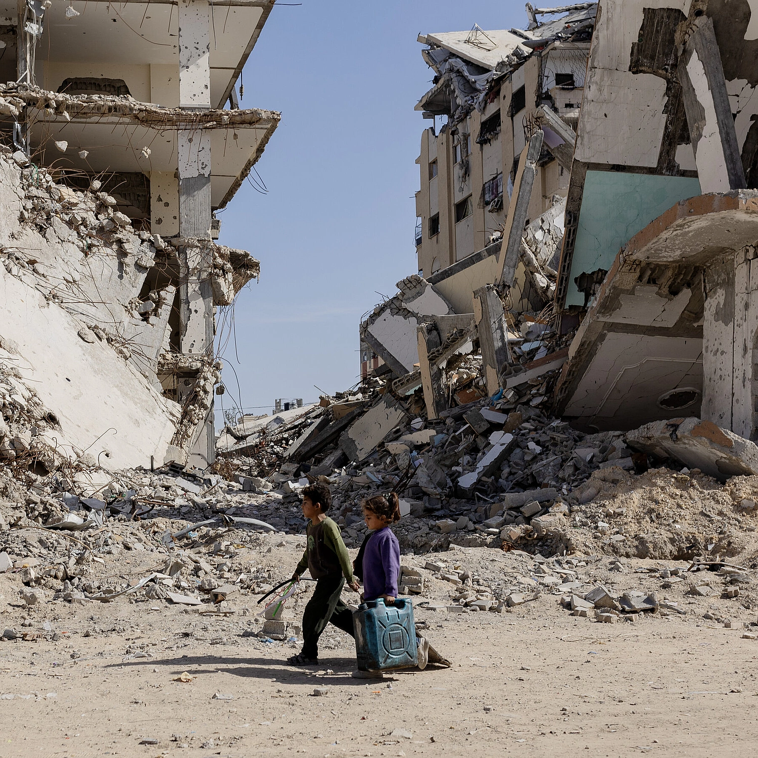 Trump Officials Plan 5,000-Person Gaza Base for Multinational Force