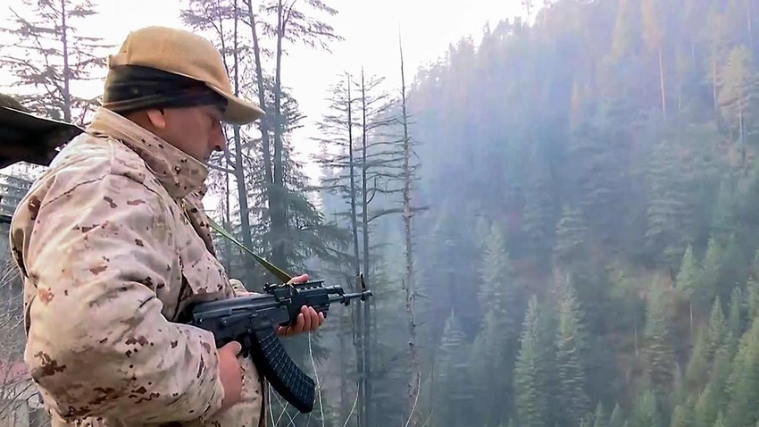 Security Forces Intensify Anti-Terror Op in Kishtwar; Internet Suspended