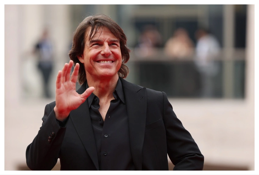 Tom Cruise Marks 46 Years in Film! See First Look at New Comedy 'Digger'!