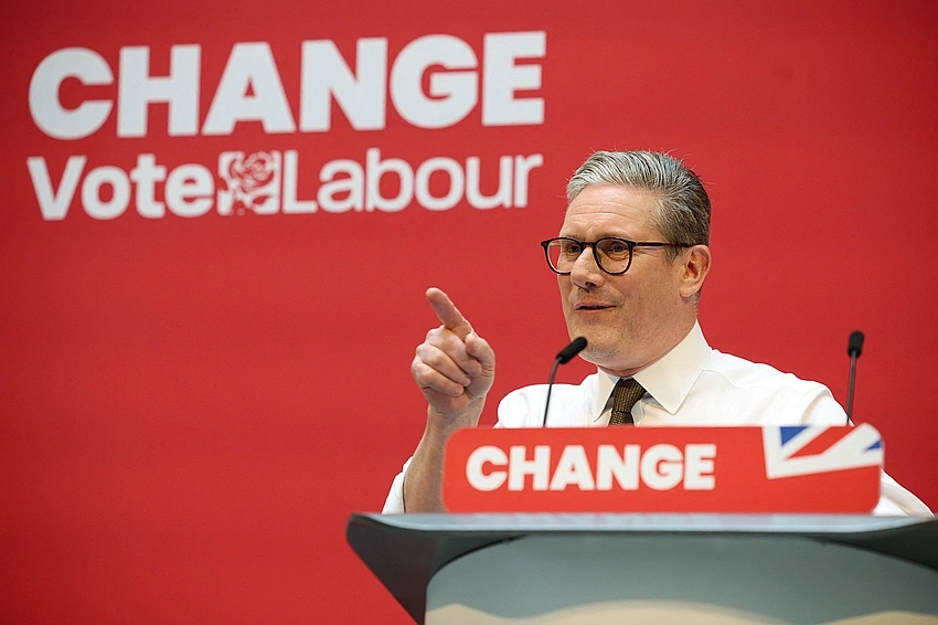 Labour leader Starmer survives crunch week as party backs him