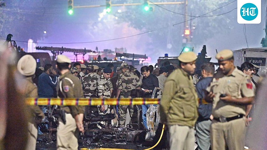 Red Fort blast toll climbs to 15 as two more victims die in Delhi