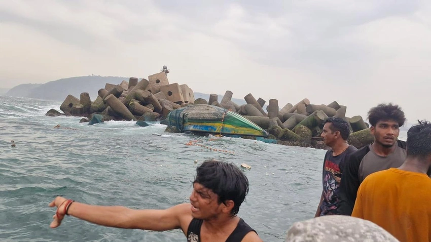 India Warns Shipowners: Don't Deploy Seafarers Amid Rising Mideast Tensions!