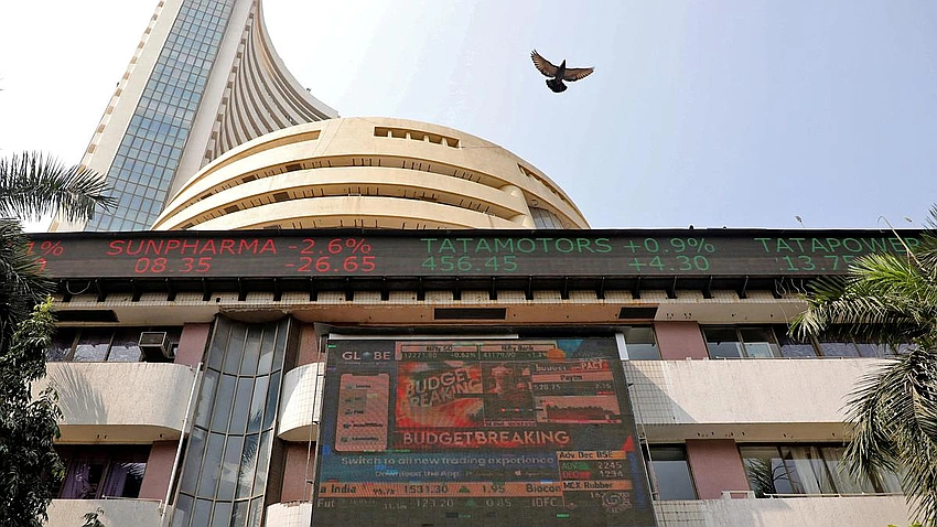 Sensex climbs on global cues as volatility swirls in Indian markets
