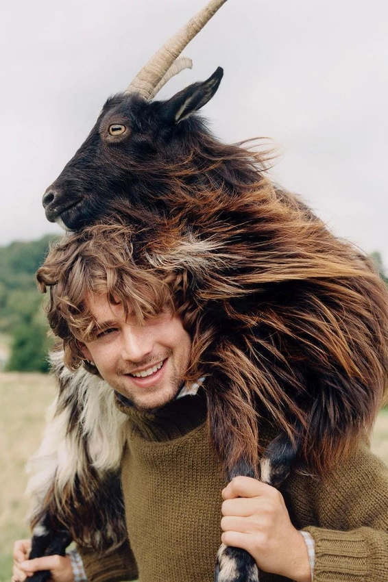 FarmTok is the Digital Pastoral We Didn’t Know We Needed (and Maybe Don’t Deserve)