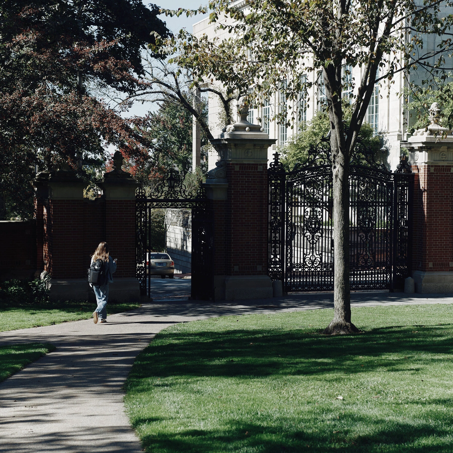 Record Defaults Push Student Debt to $1.7T as Treasury Takes Over