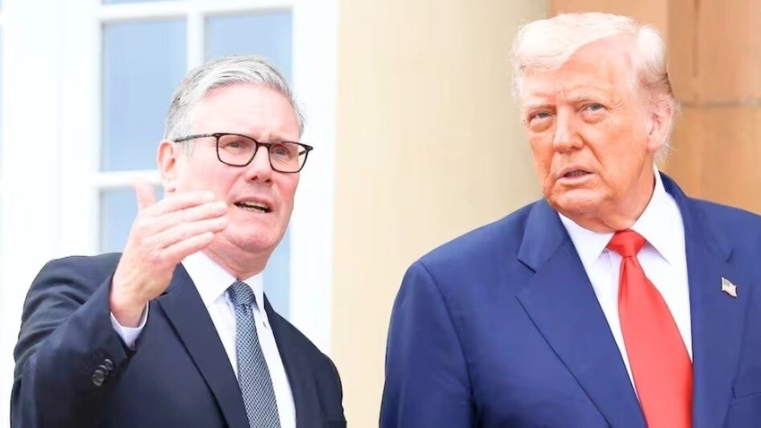 European stocks tumble as Trump threatens Greenland tariffs