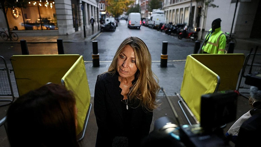 Trump threatens $1B legal action over BBC 6 January speech edit as BBC chiefs resign