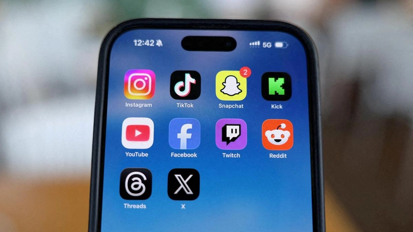 Teen testifies in landmark trial against Meta and Google over social media addiction