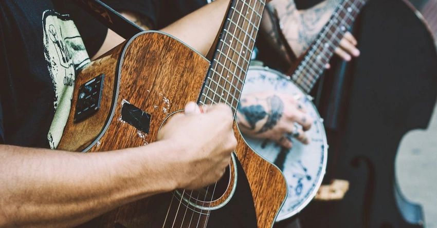 Why Singing With Strangers Is The Ultimate Hack For Hard Times