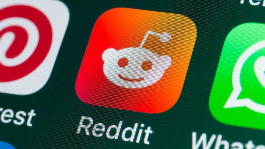Karma's Last Stand? Reddit's AI Shift & Community Soul