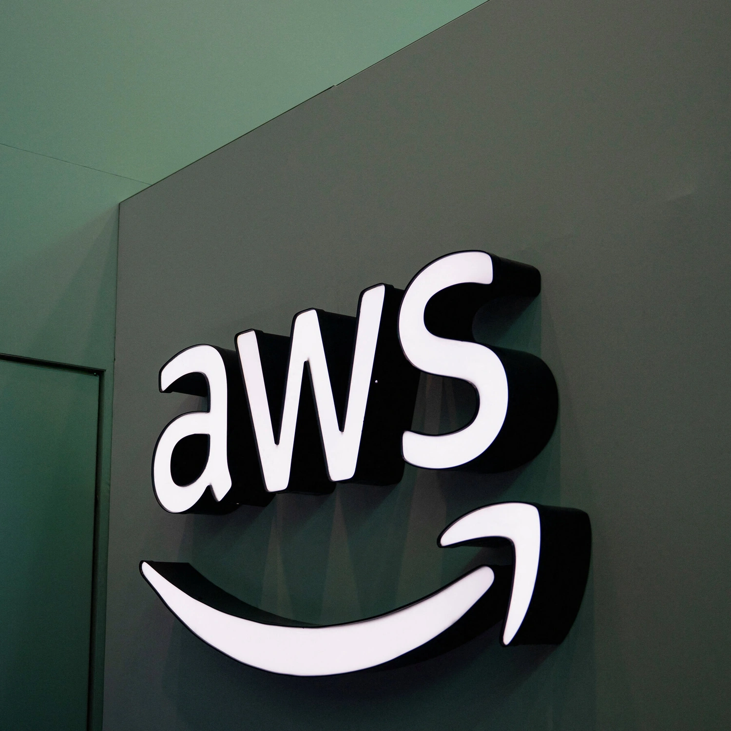 Amazon's Texas Data Center: Could It Be US's Top Climate Polluter?