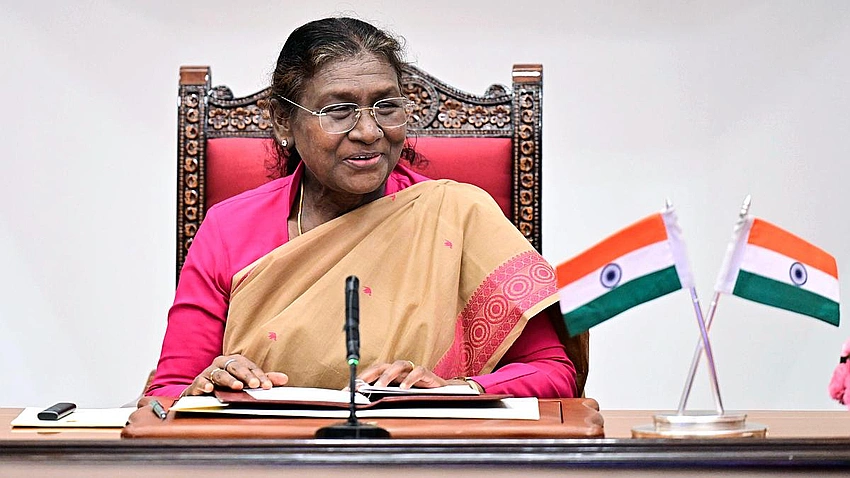 Murmu Urges Exemplary MLA Conduct in Odisha Assembly