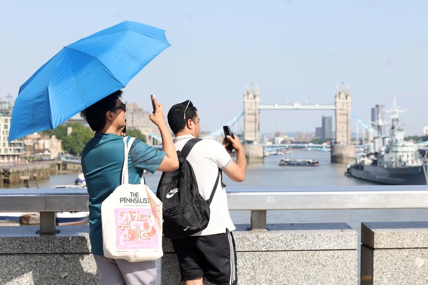 UK Sizzles: June Temperature Records Shattered for Second Day!