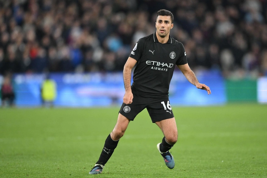 Real Madrid fans slam Fran Garcia start vs City in UCL clash