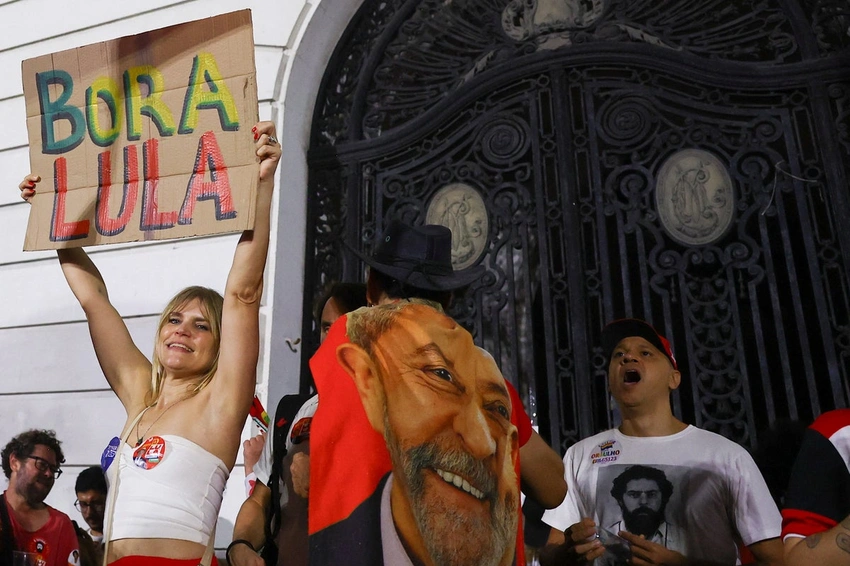 Brazil Election Heads to Run-off: Bolsonaro Edges Lula in First Round!