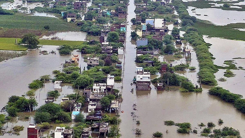 AP seeks ₹6,384 crore Centre relief after Cyclone Montha