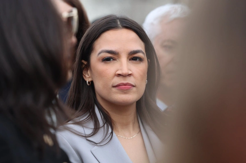 AOC Shares Personal Journey: Freezes Eggs, Urges Women's Health Talk 🥚🗽