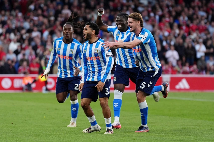 Coventry's 25-Year Wait Ends in Premier League Thriller! 🥳 VAR Drama Seals Historic Win!