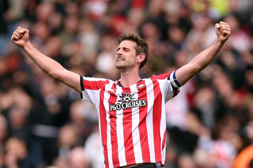 10-Man Saints Stun Portsmouth in Derby! Eckert's Spygate Redemption