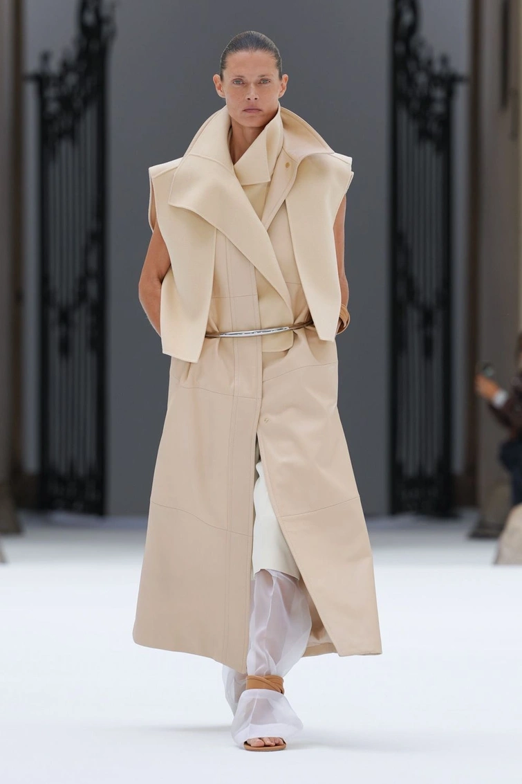 Spring 2027 Ready-to-Wear Collections: A Sneak Peek!