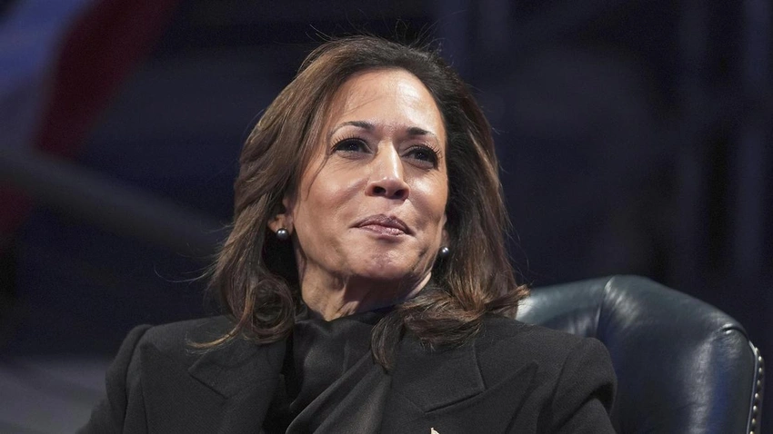 Trump Deletes Racist Obama Video; Harris Calls White House 'Cover-Up'