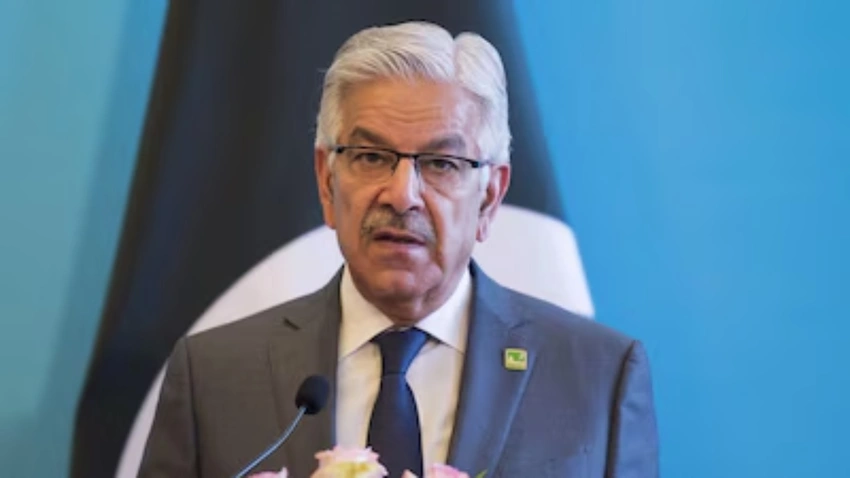 Khawaja Asif warns Kolkata strike if India stages misadventure