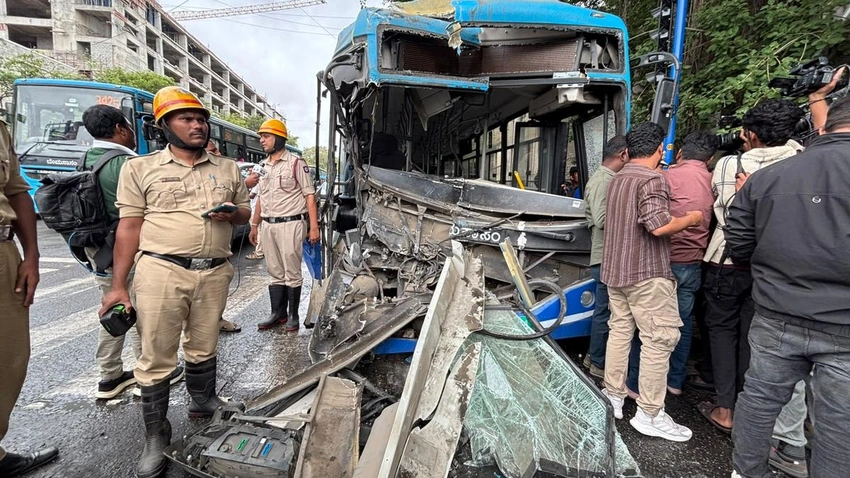 Bengaluru Bus Crash: 5 Injured After Electric Bus Rear-Ends Another!