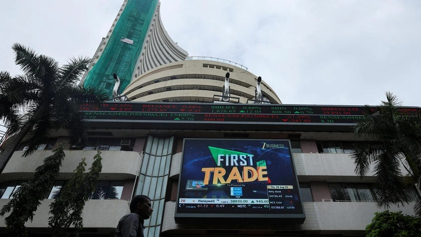 Global markets slide as geopolitical tensions weigh on stocks