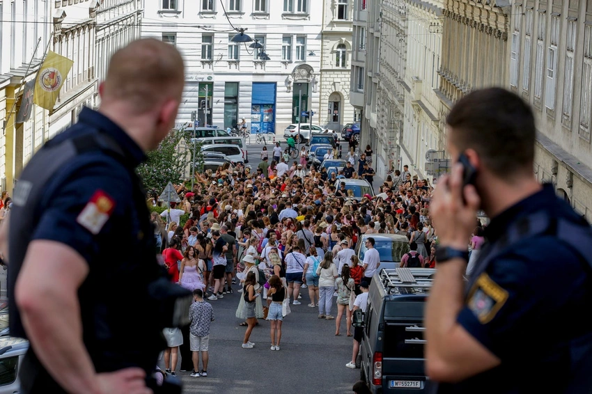 Vienna Taylor Swift concert terror plot trial begins as suspect pleads guilty