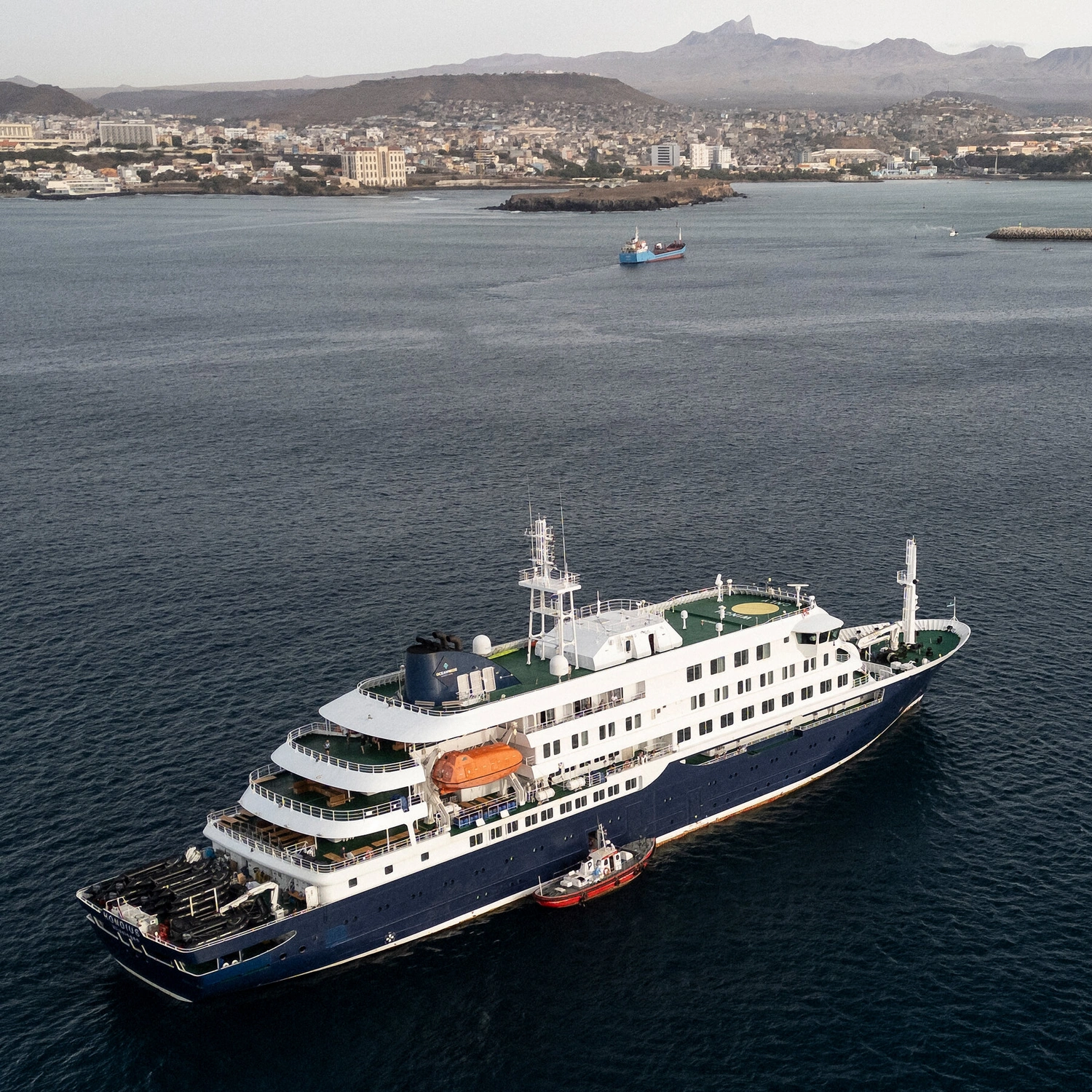Two Britons self-isolate after hantavirus exposure on Hondius cruise