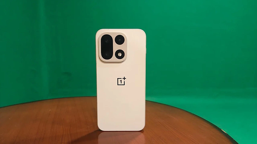 OnePlus 15 lands in India with Snapdragon 8 Elite Gen 5 and 165Hz LTPO display