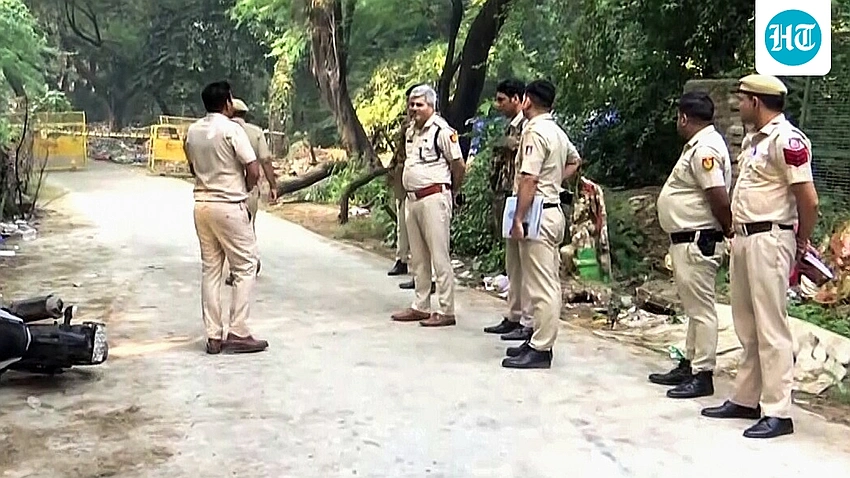 Bengaluru techie shoots wife in broad daylight after divorce notice