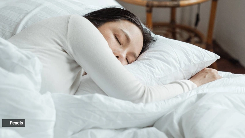 Waking Up at 3 AM? Your Blood Sugar Might Be to Blame!