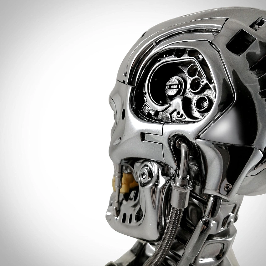 Terminator endoskeleton close up, 80s sci-fi movie props
