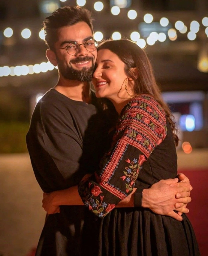 Anushka-Virat’s Wimbledon Appearance Goes Viral, One Snap Sparks Heated Online Debate