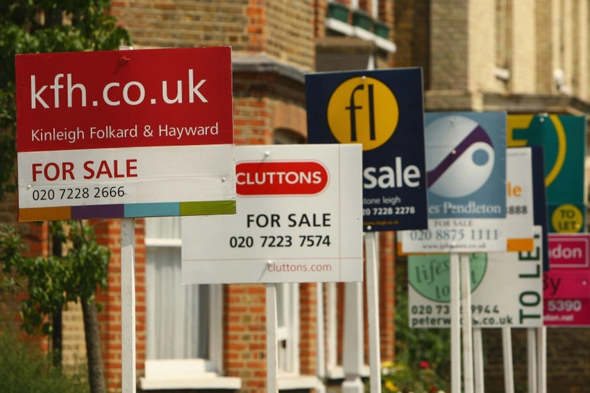 World Cup & Heat Blamed as UK House Prices Dip by £3,832 in July!