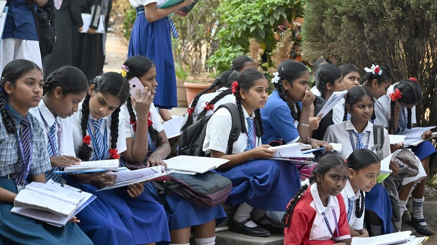 Karnataka Governor Calls for Review of SSLC Third Language Grading Move