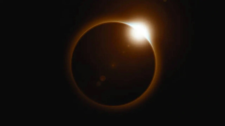 August 2026: Europe & West Brace for Stunning Total Solar Eclipse!