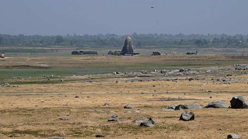Maharashtra Declares Drought in 265 Talukas; Relief Efforts Begin