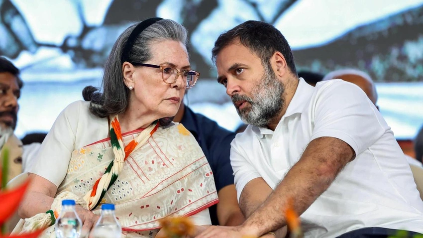 Delhi Police File Fresh FIR Against Rahul, Sonia Gandhi in National Herald Case