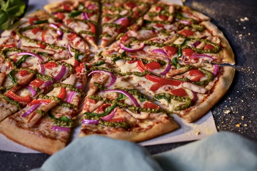 Domino’s Unveils Restaurant-Style Pizzas for Home Dining