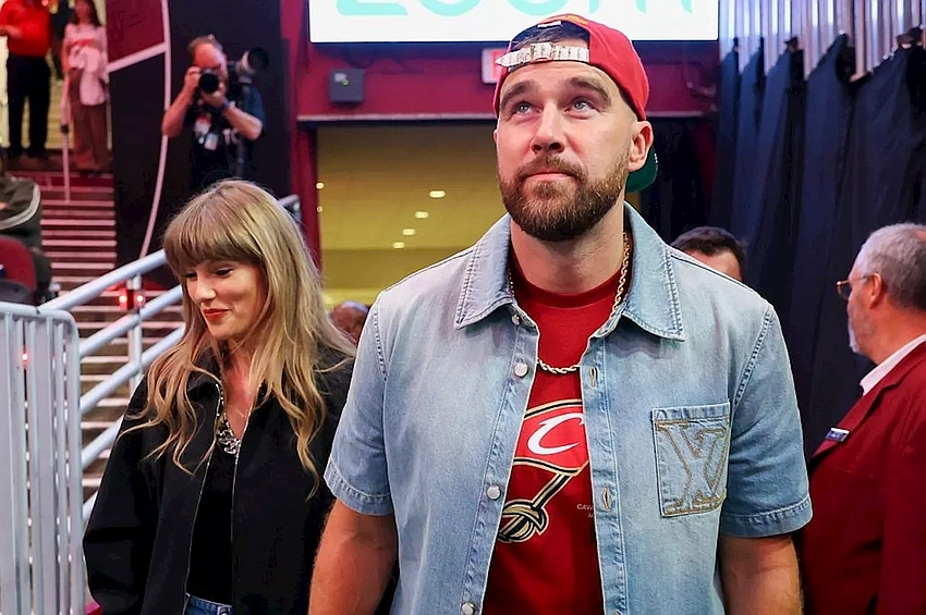 Taylor Swift Stuns in $12K Louis Vuitton Look on LA Date with Kelce