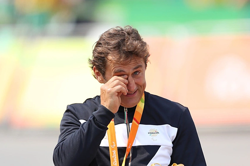 Alex Zanardi: F1 Driver and Paralympic Champion Dies at 59