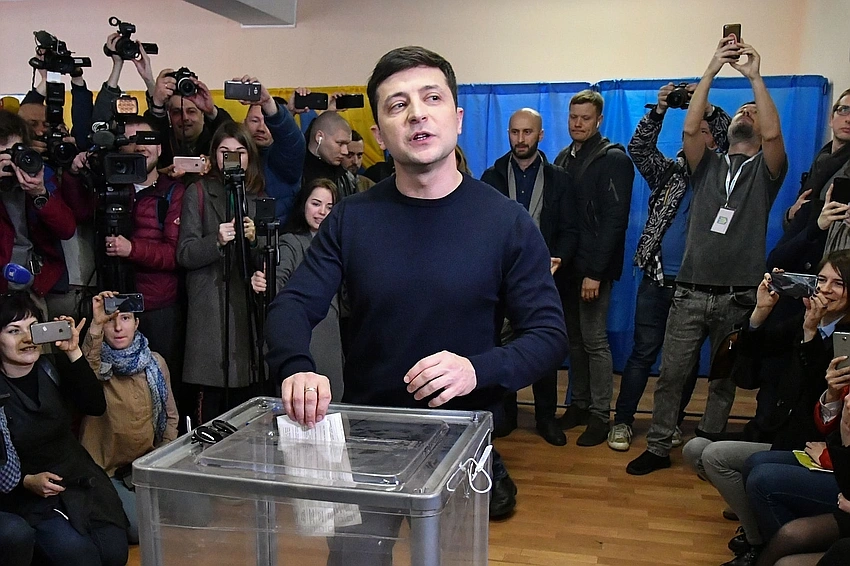 Ukraine Elections on the Table as War Rages, Zelensky Seeks Security Guarantees